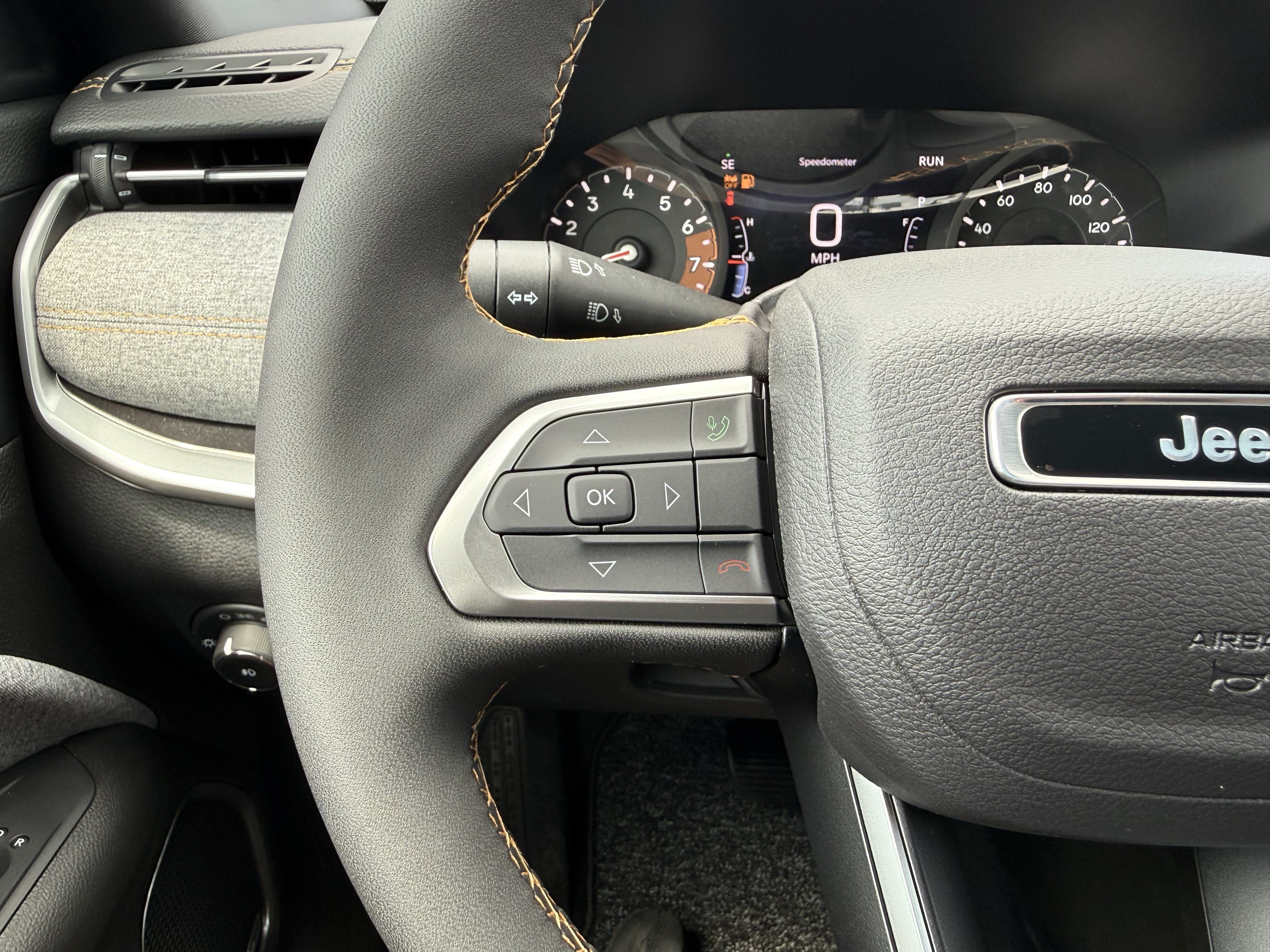 New 2026 Jeep Compass Latitude AWD/4WD image 18