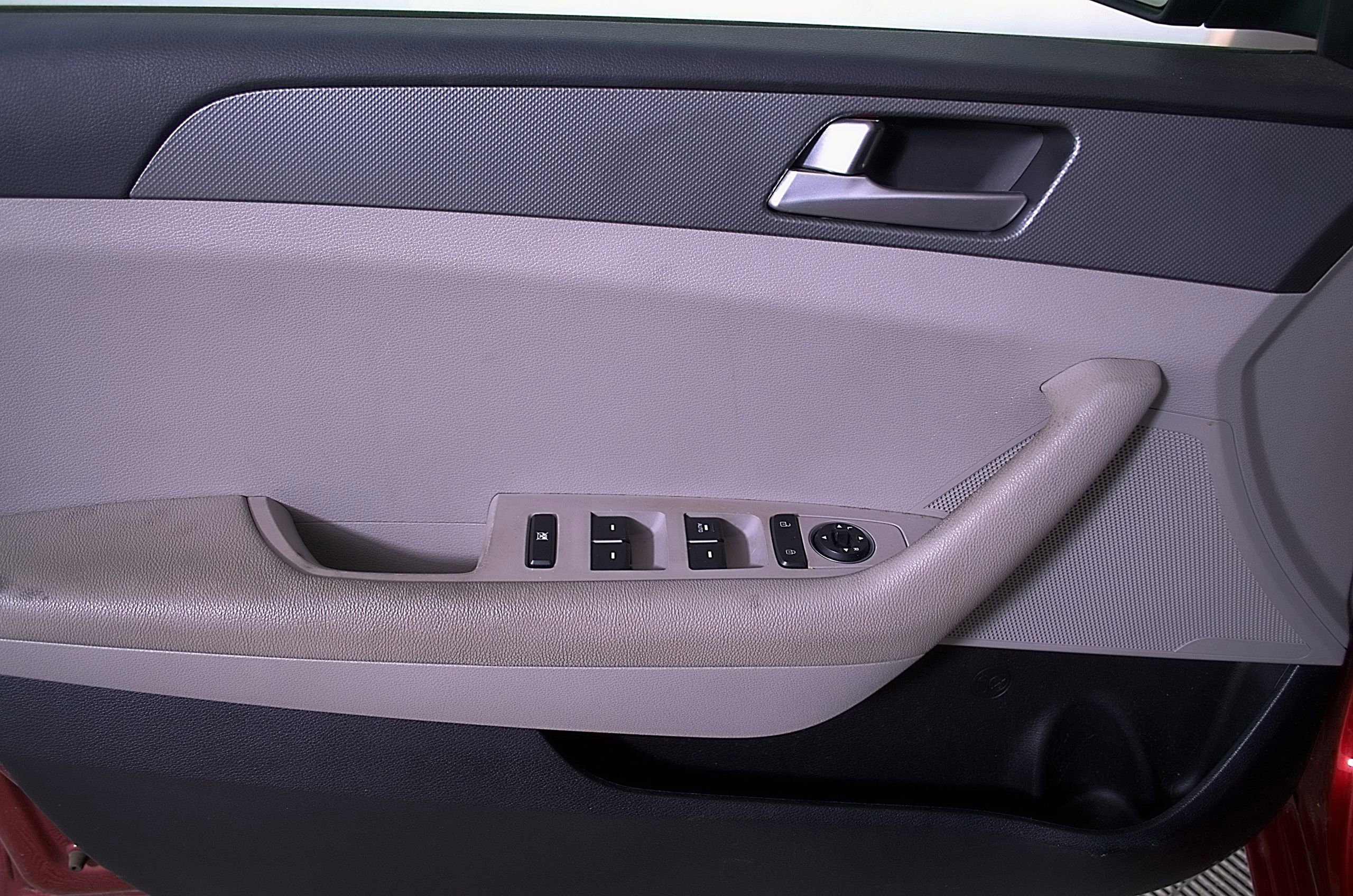 Used 2016 Hyundai Sonata SE FWD image 15