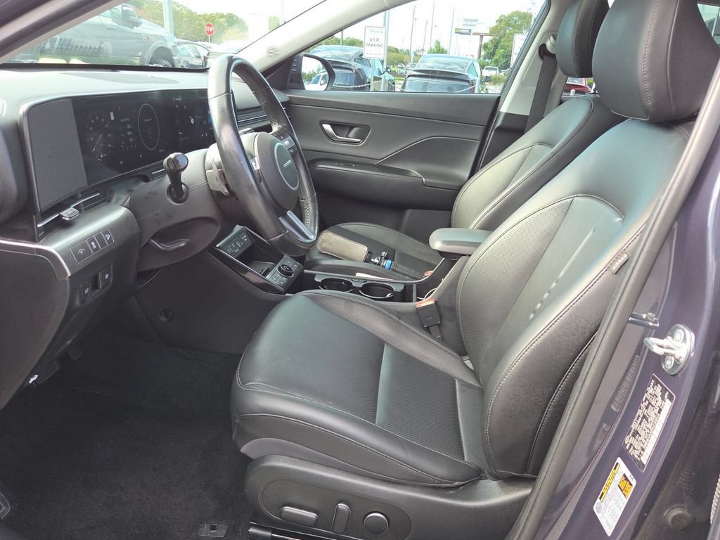 Used 2024 Hyundai Kona Limited AWD/4WD image 10