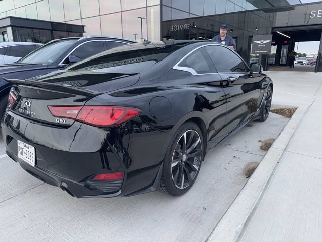 Used 2017 INFINITI Q60 3.0t w/ Premium Plus Package 3.0T AWD/4WD image 3