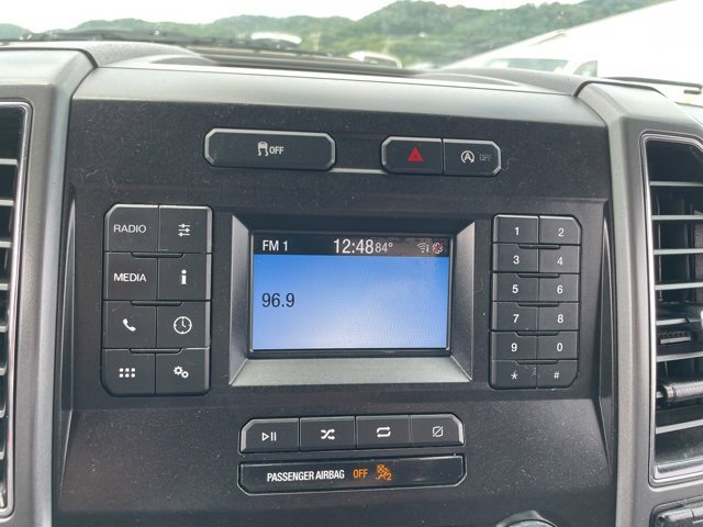 Used 2018 Ford F150 XLT w/ Trailer Tow Package image 16