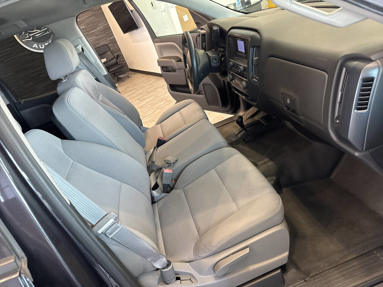 Used 2015 Chevrolet Silverado 1500 W/T w/ Trailering Package image 26