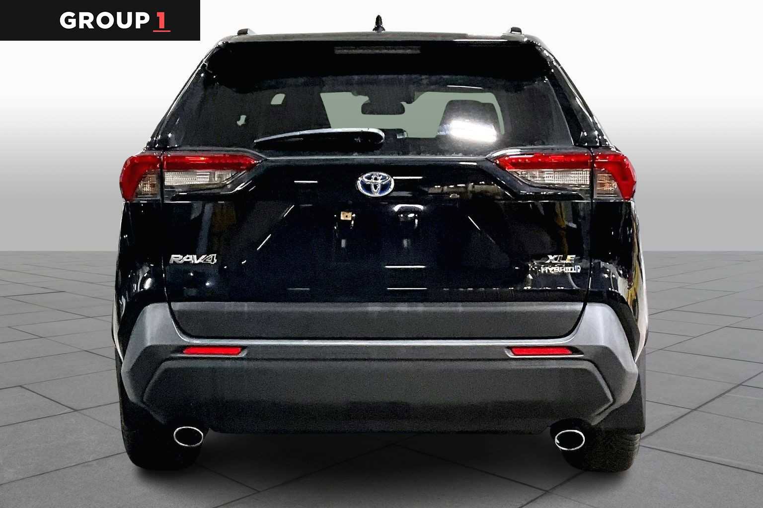 Used 2019 Toyota RAV4 XLE image 8