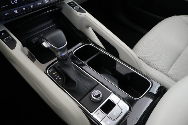 Used 2025 Kia Telluride S FWD image 26