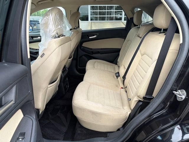 Used 2019 Ford Edge SE FWD image 23