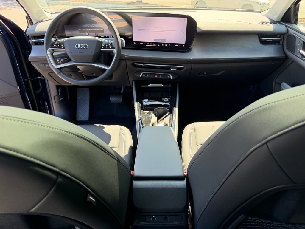 New 2026 Audi Q3 quattro 2.0T AWD/4WD image 17