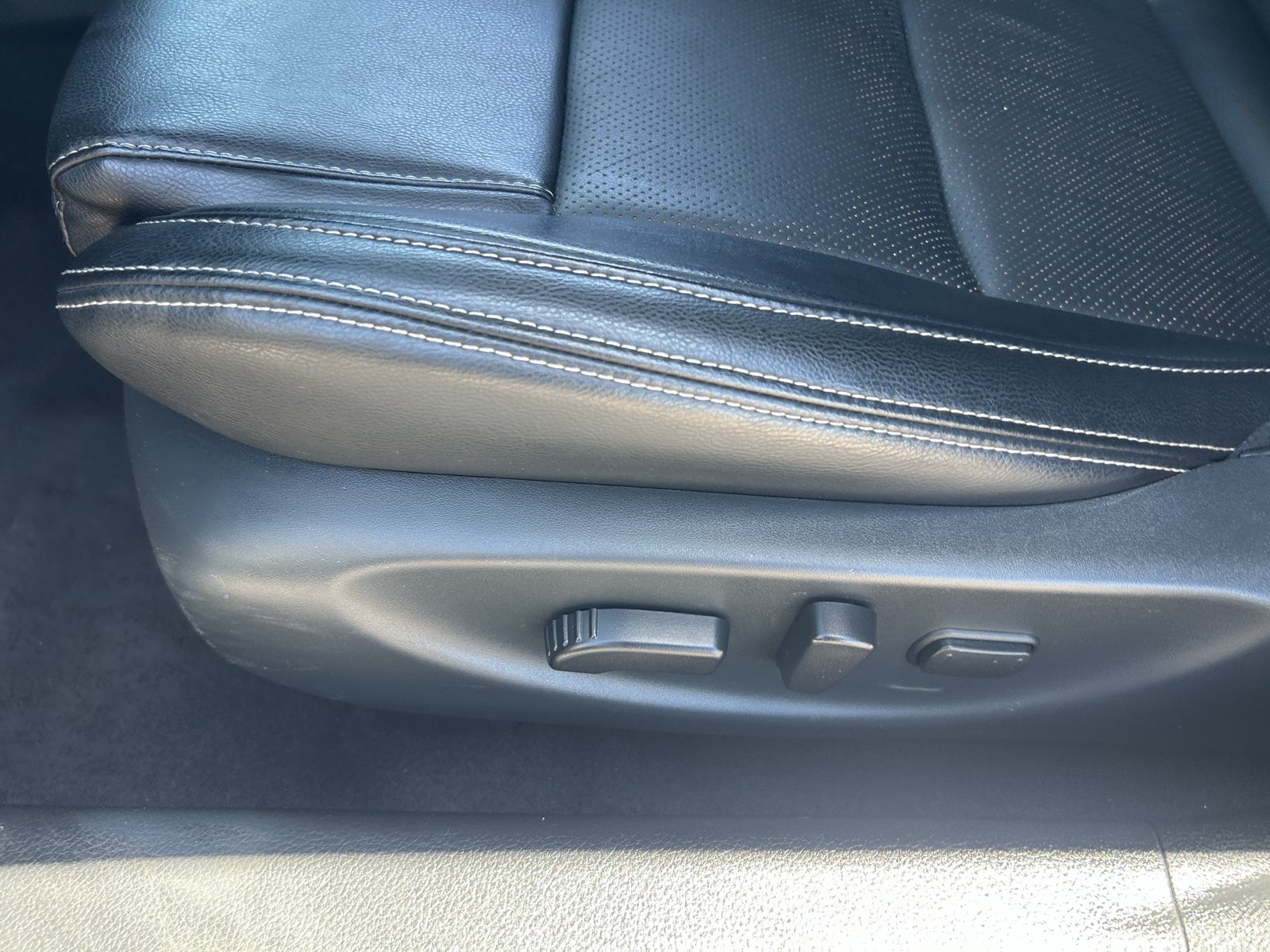 Used 2023 Nissan Maxima SV w/ Floor Mat Group FWD image 27