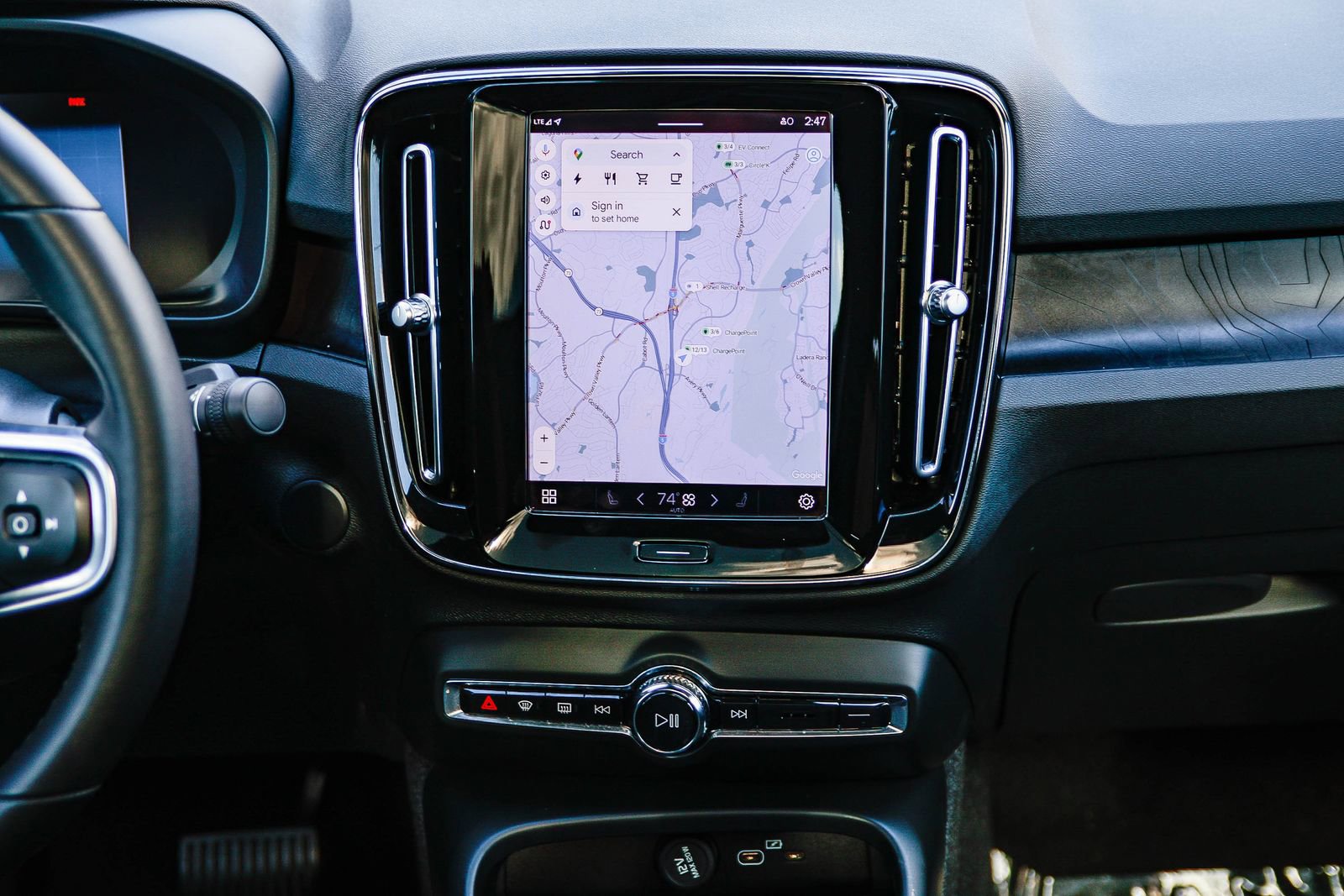 Used 2023 Volvo C40 P8 Recharge Plus image 15