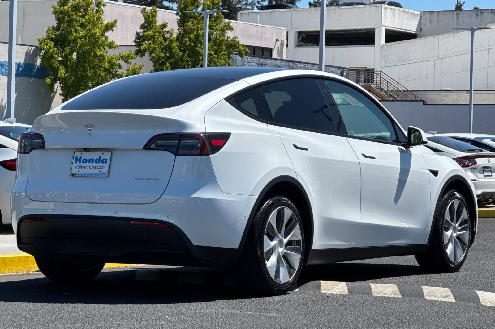 Used 2021 Tesla Model Y Long Range AWD/4WD image 8