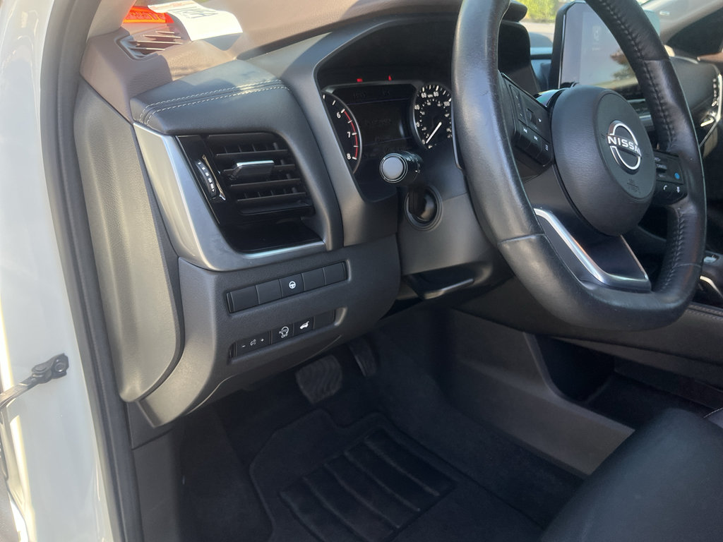Used 2023 Nissan Rogue SL w/ SL Premium Package AWD/4WD image 17