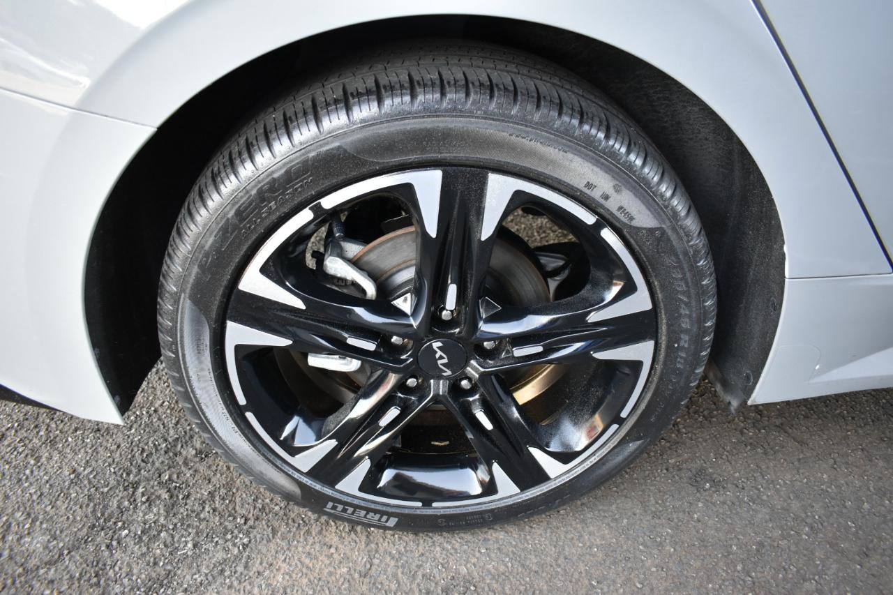 Used 2024 Kia K5 GT-Line FWD image 32