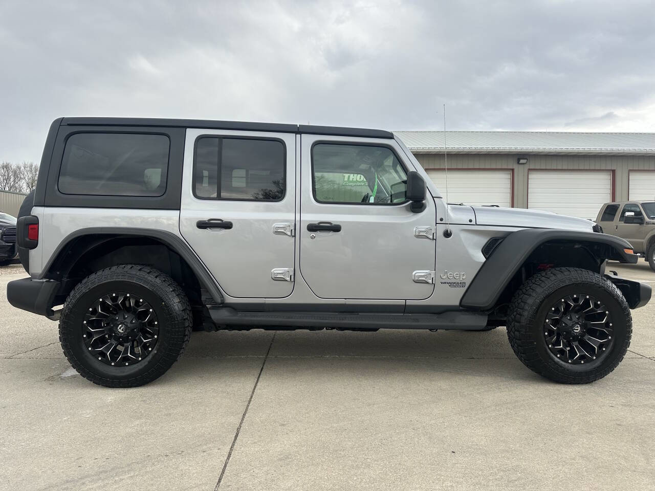 Used 2018 Jeep Wrangler Unlimited Sport S image 5