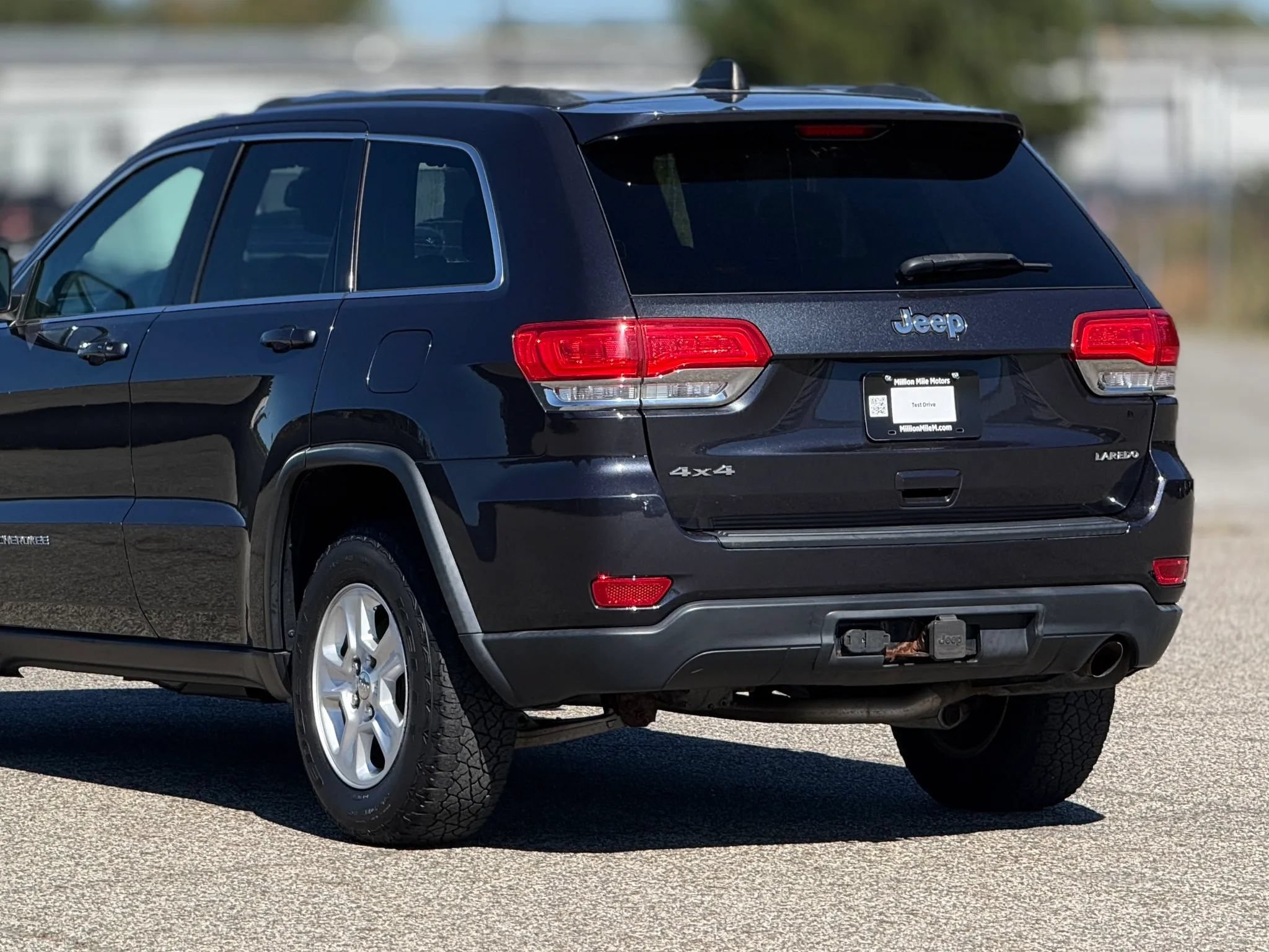 Used 2014 Jeep Grand Cherokee Laredo w/ Quick Order Package 23E AWD/4WD image 16