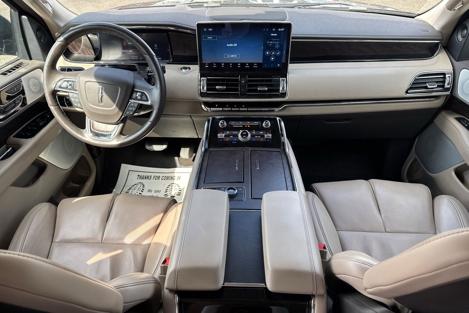 Used 2024 Lincoln Navigator Reserve AWD/4WD image 18