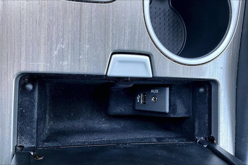 Used 2016 Nissan Murano Platinum FWD image 32