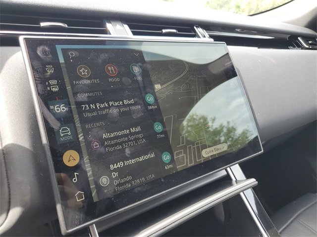 Used 2025 Land Rover Range Rover Velar Dynamic SE image 25