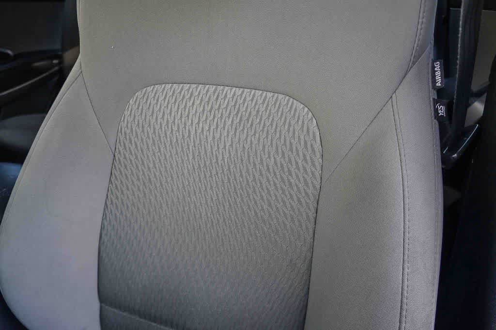 Used 2015 Hyundai Santa Fe Sport FWD image 30