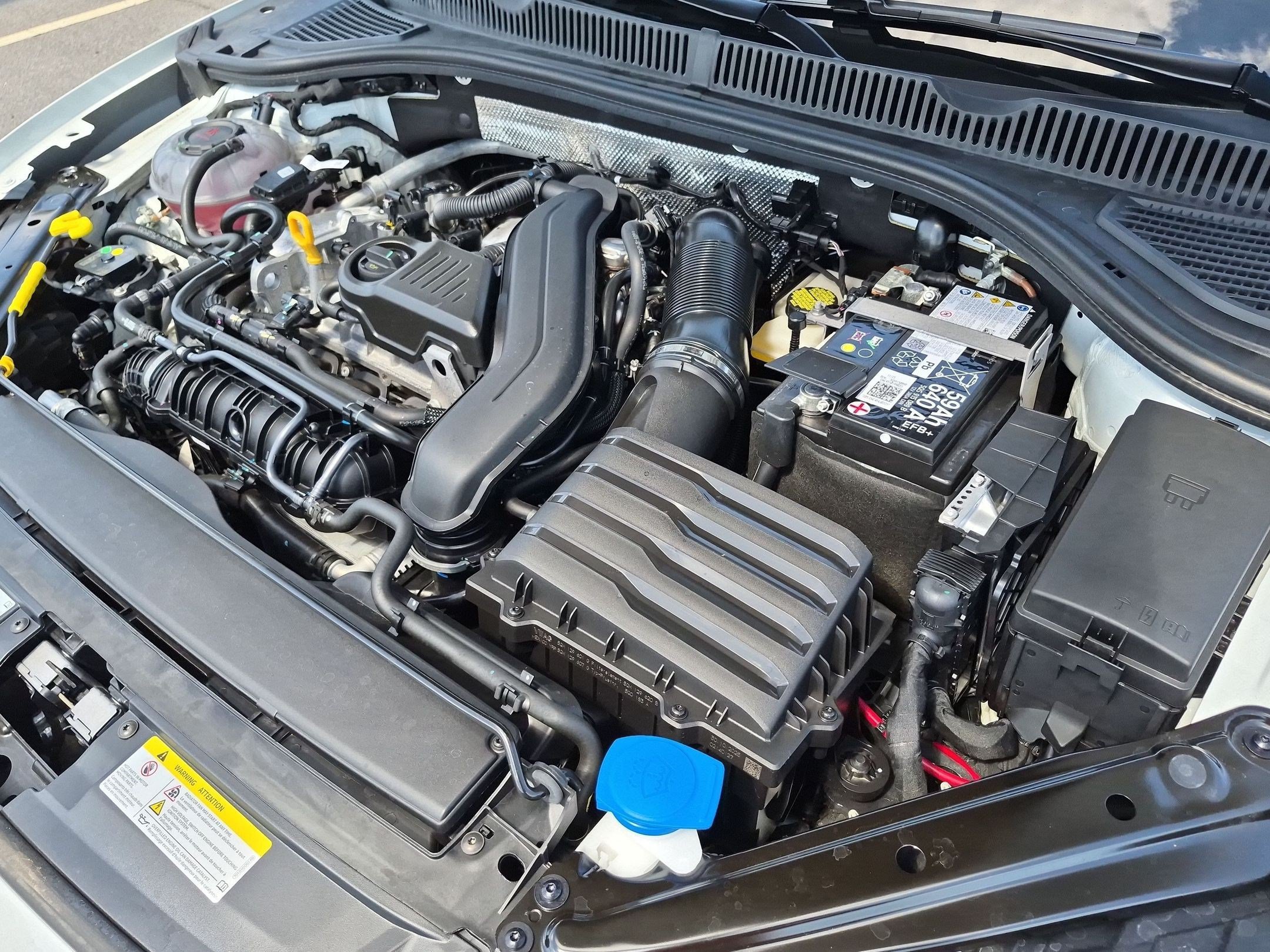 Used 2026 Volkswagen Jetta SE FWD image 37