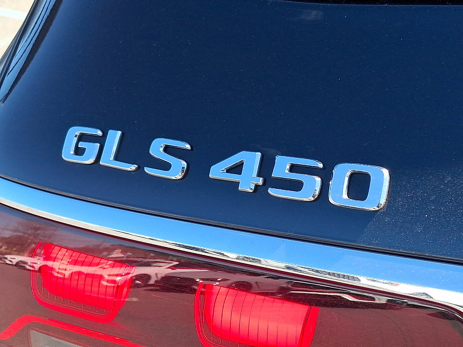 Certified 2025 Mercedes-Benz GLS 450 4MATIC image 34