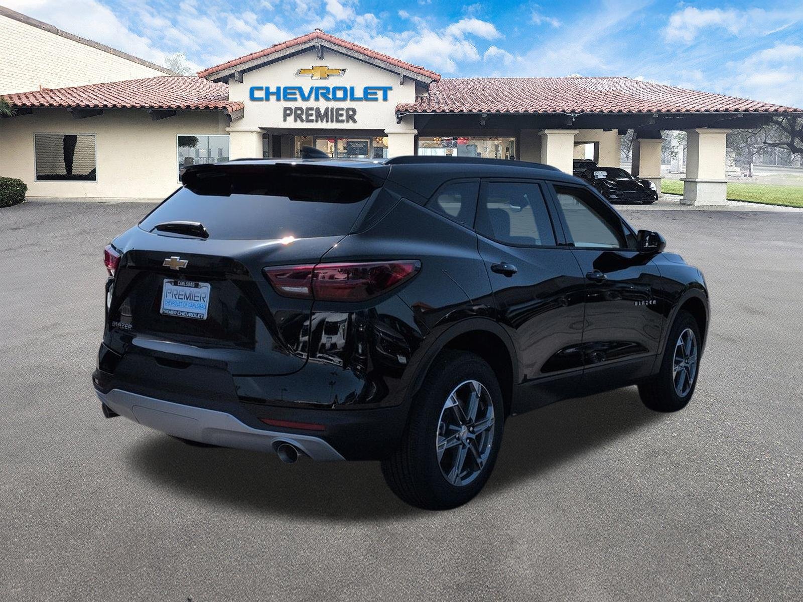 New 2026 Chevrolet Blazer LT w/ Convenience Package FWD image 8