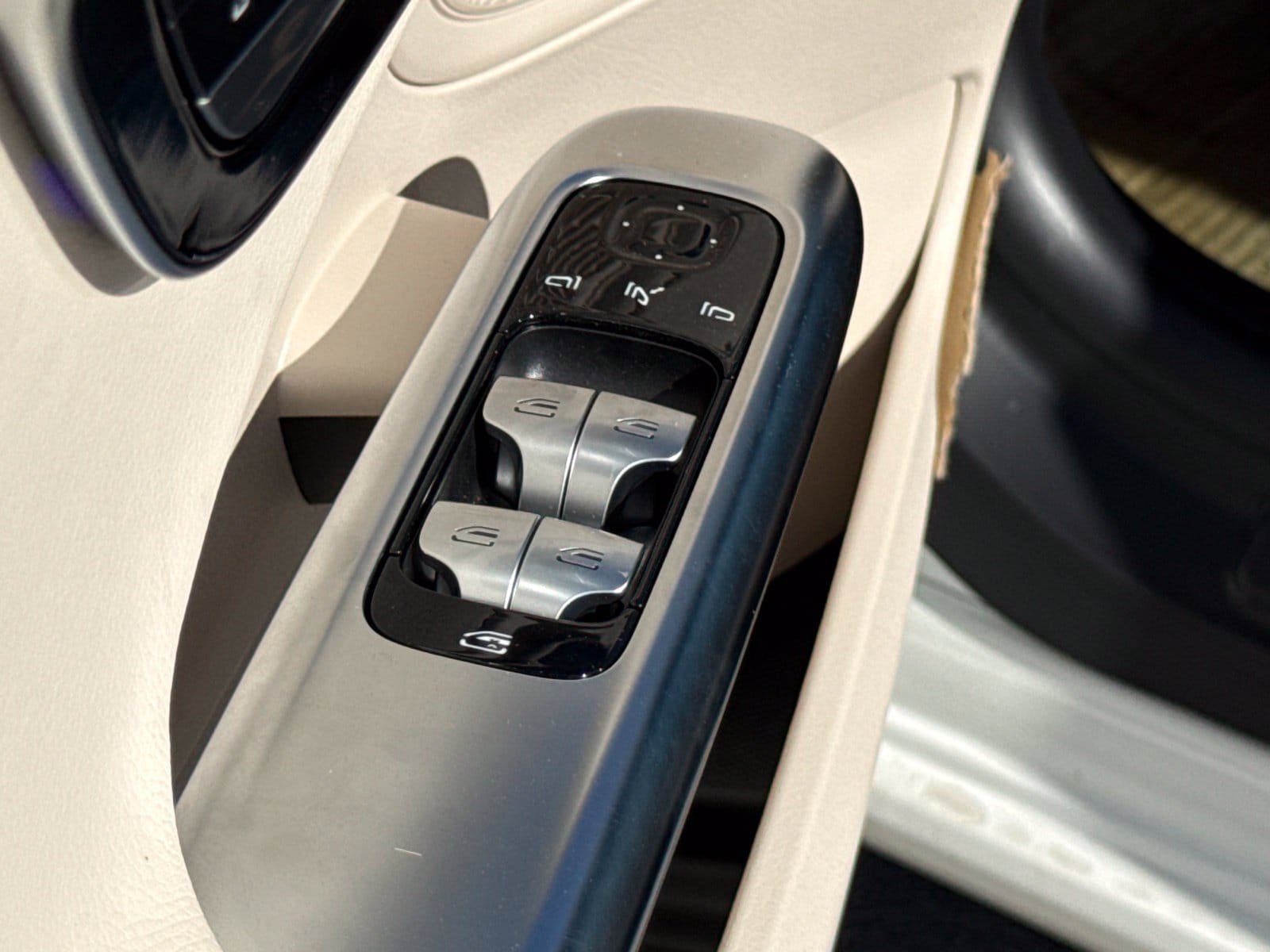 New 2026 Mercedes-Benz C 300 Sedan image 15