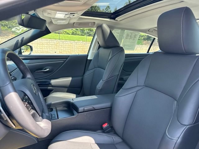 Used 2025 Lexus ES 350 w/ Premium Package FWD image 5