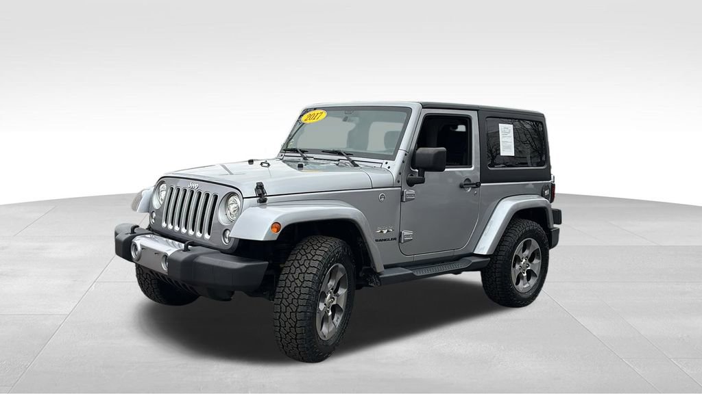 Used 2017 Jeep Wrangler Sahara image 3