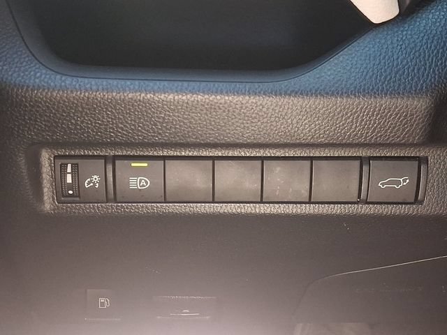 Used 2023 Toyota RAV4 XLE w/ Convenience Package AWD/4WD image 28