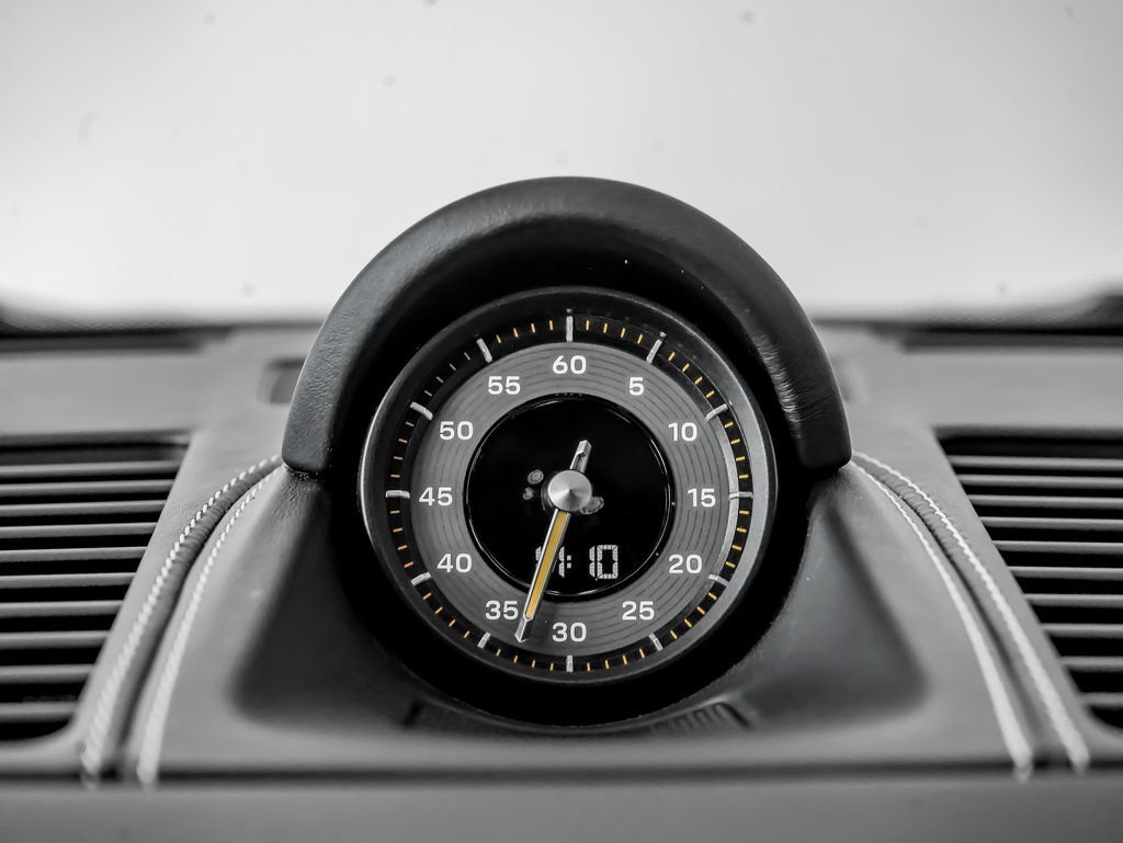 Certified 2022 Porsche 911 GT3 image 21