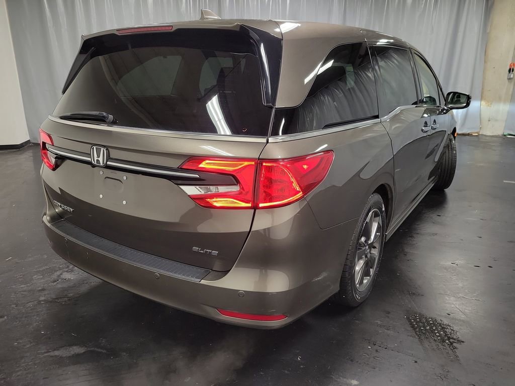 Used 2023 Honda Odyssey Elite image 8