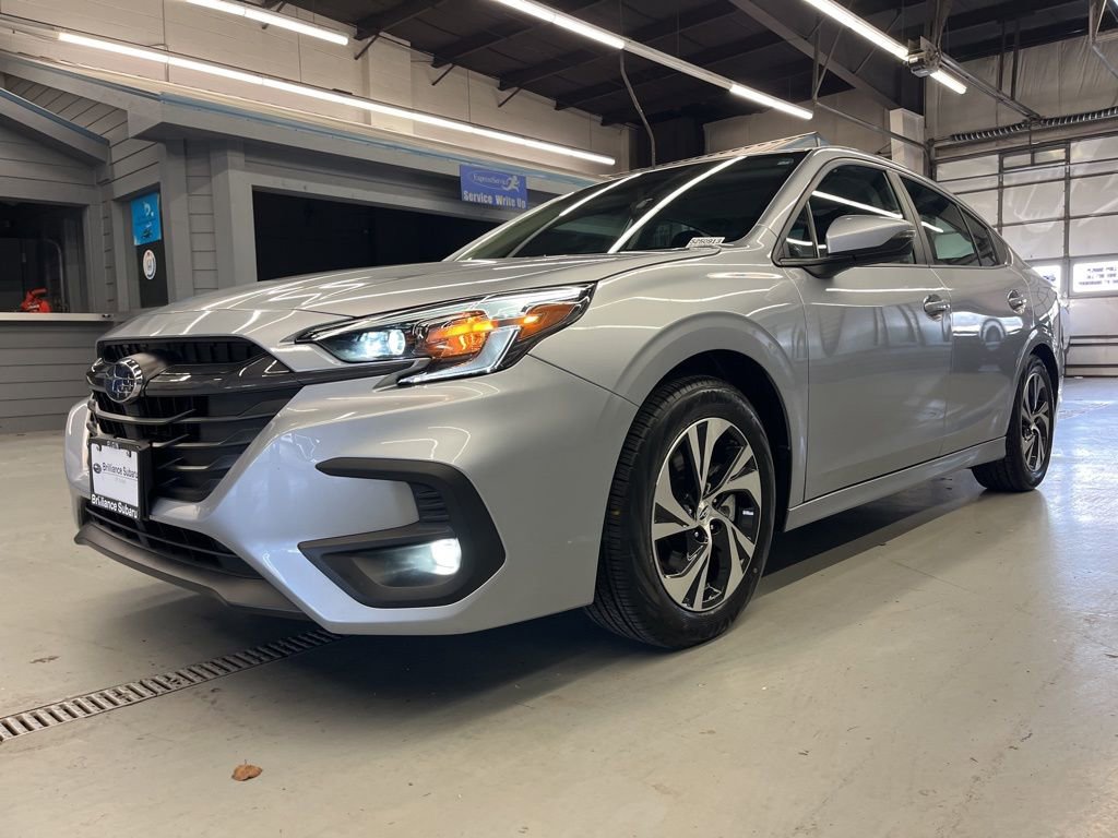 Certified 2025 Subaru Legacy Premium image 3