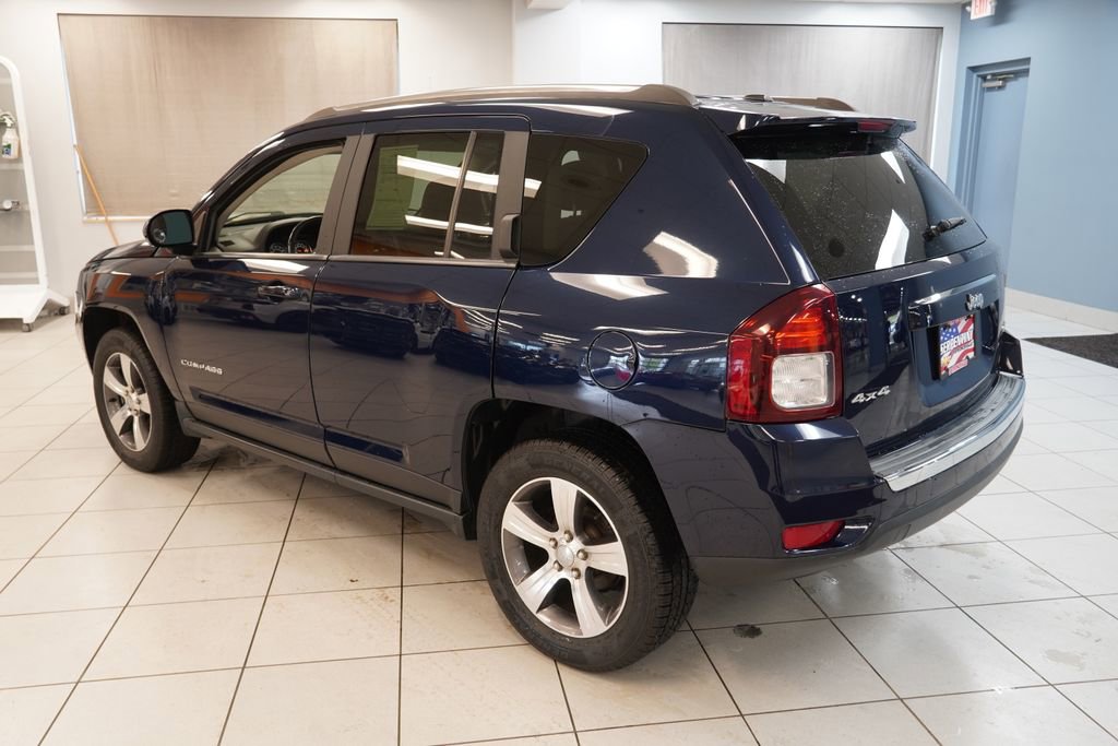 Used 2016 Jeep Compass High Altitude AWD/4WD image 10