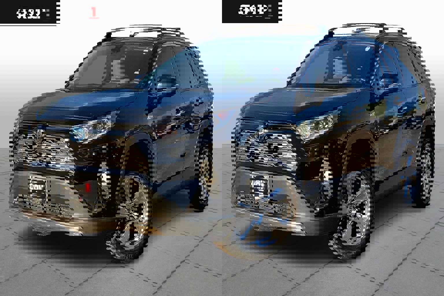 Used 2021 Toyota RAV4 Limited image 1