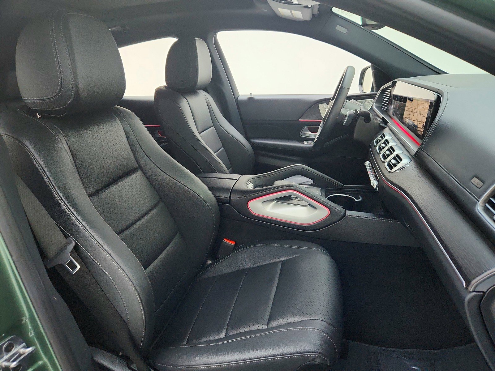 Certified 2025 Mercedes-Benz GLE 450 4MATIC Coupe w/ Winter Package image 27