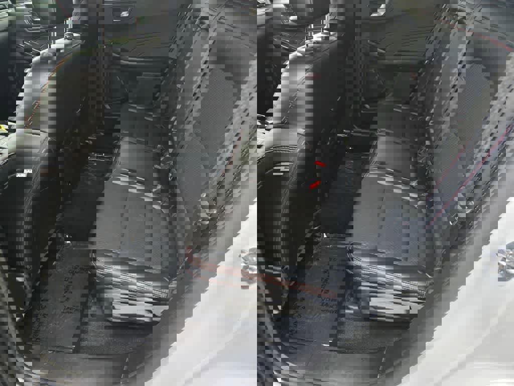 Used 2025 Ford Escape ST-Line image 13