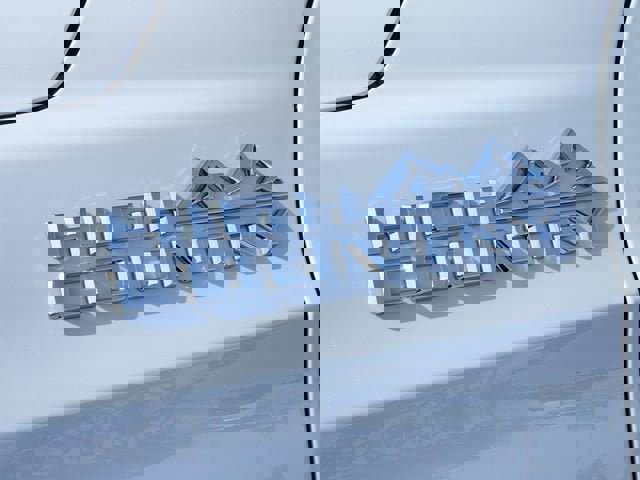 New 2026 Chevrolet Suburban High Country image 30