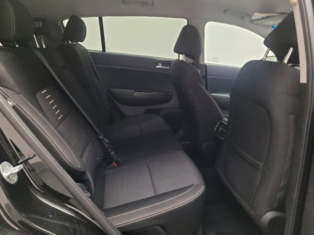 Used 2018 Kia Sportage LX FWD image 19