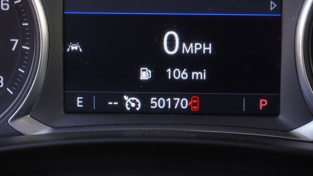 Used 2024 GMC Terrain SLT image 33