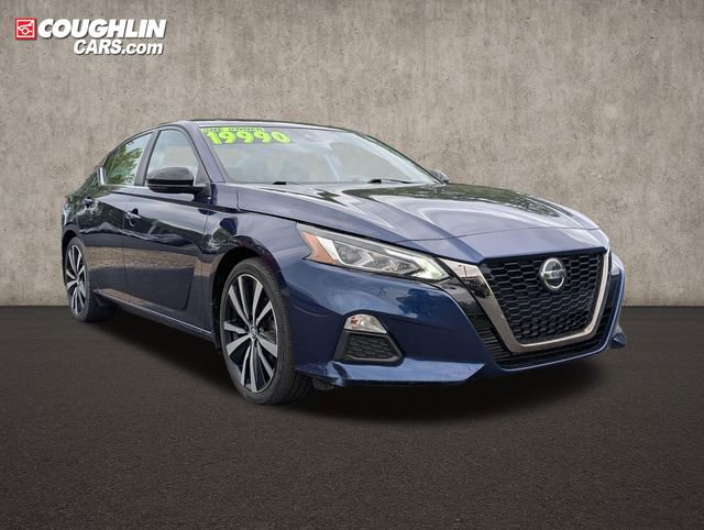 Used 2022 Nissan Altima 2.0 SR FWD image 1