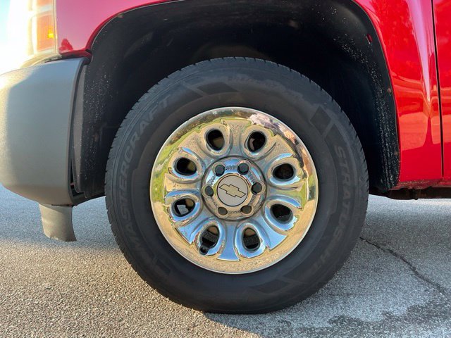 Used 2011 Chevrolet Silverado 1500 W/T RWD image 14