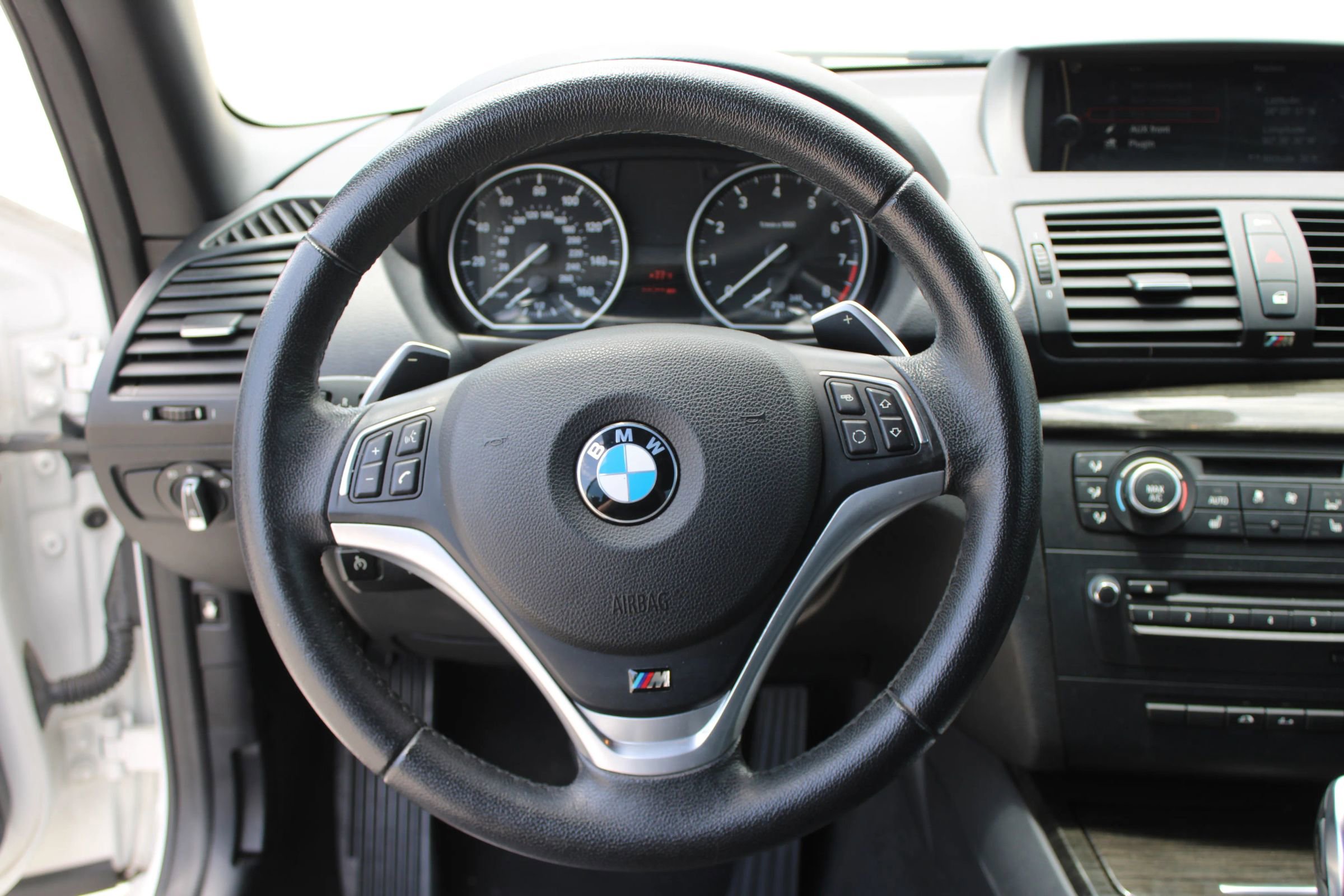 Used 2013 BMW 135i Convertible RWD image 9
