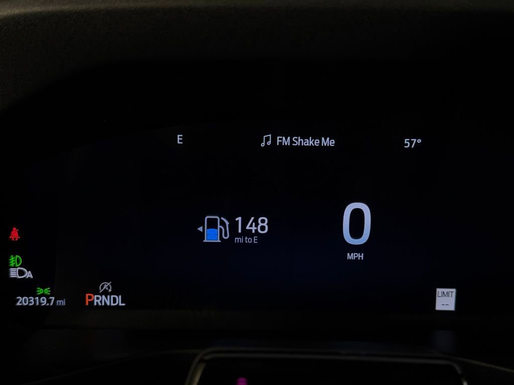 Used 2025 Ford Explorer ST-Line w/ ST-Line Street Pack image 17