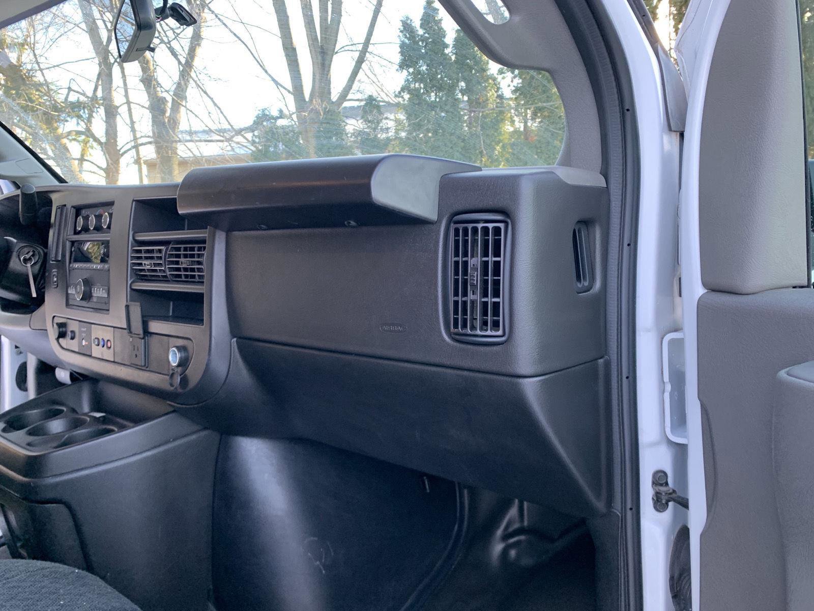 Used 2024 GMC Savana 2500 w/ Driver Convenience Package image 27