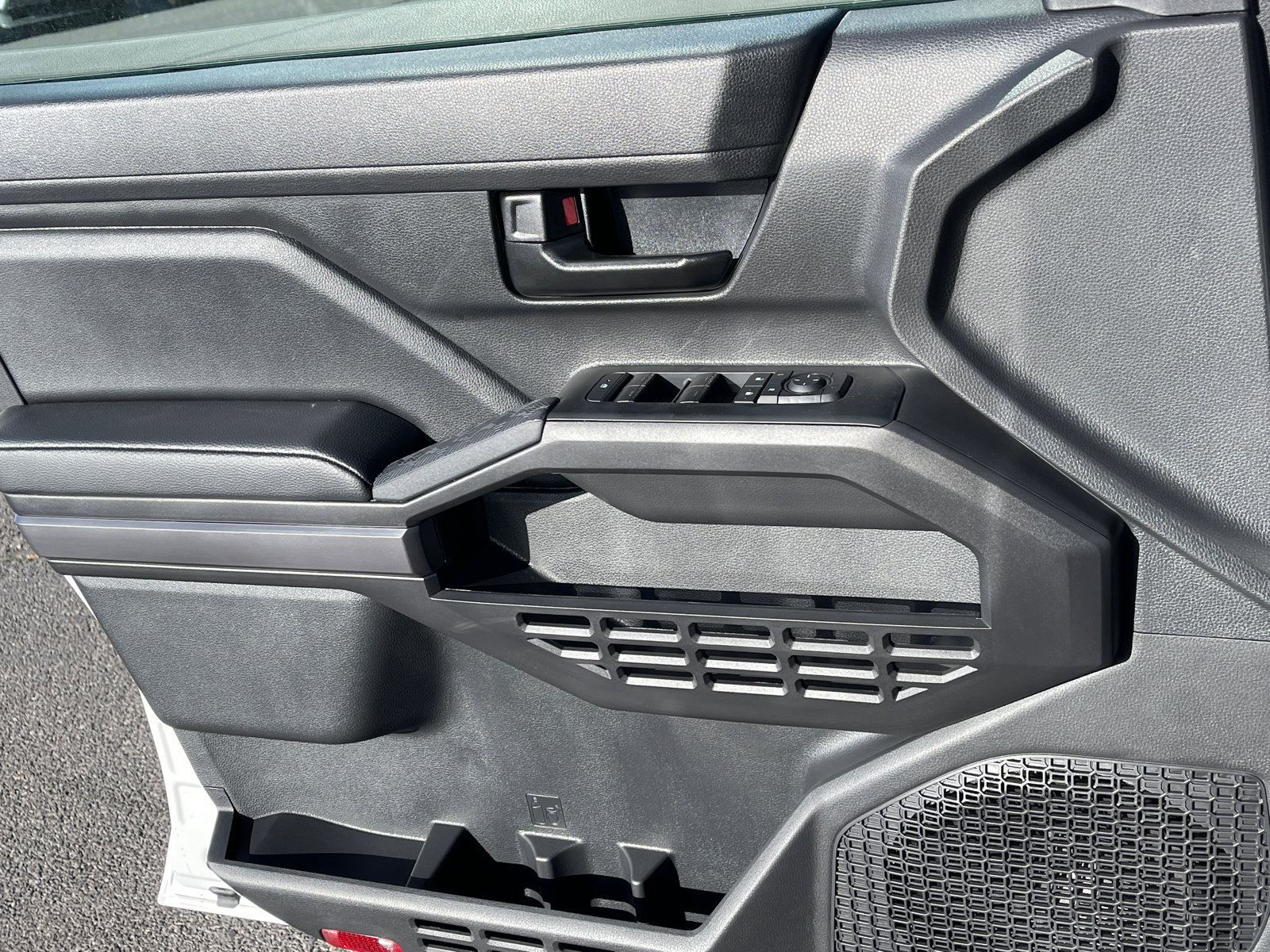 New 2026 Toyota Tacoma SR5 image 9