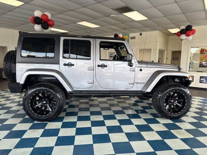 Used 2014 Jeep Wrangler Unlimited Sahara w/ Dual Top Group image 8