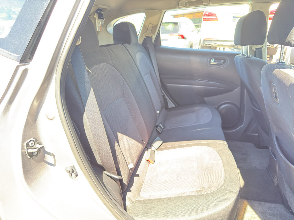 Used 2012 Nissan Rogue S AWD/4WD image 19