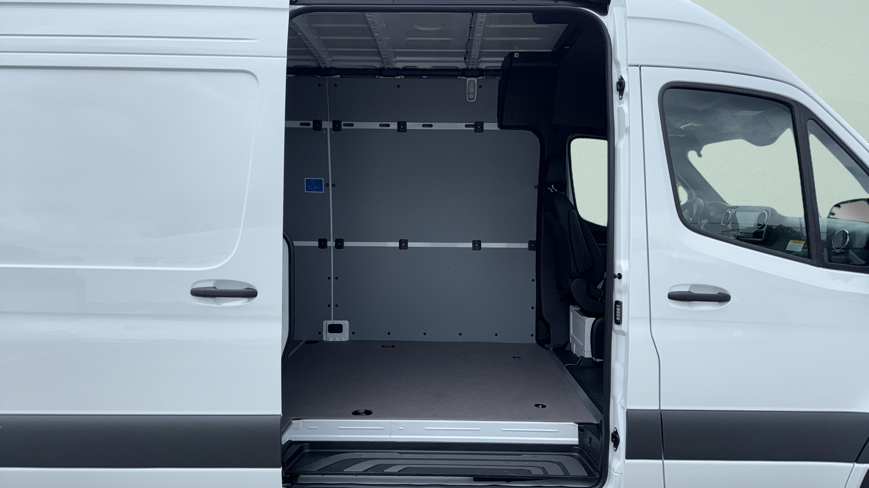 New 2026 Mercedes-Benz Sprinter 2500 image 15