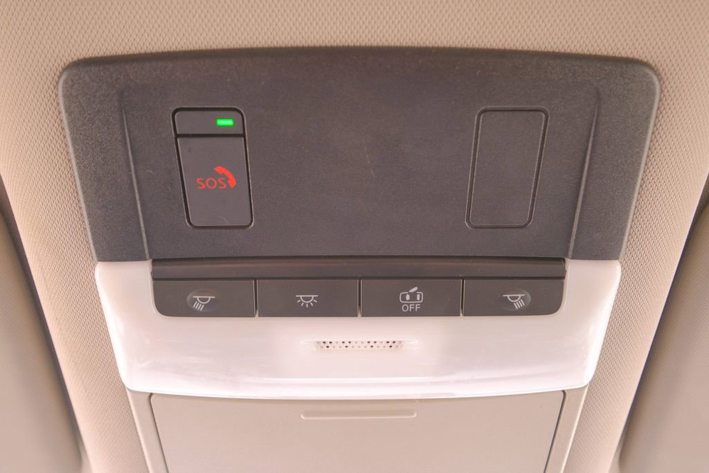 Used 2023 Nissan Rogue SV image 32