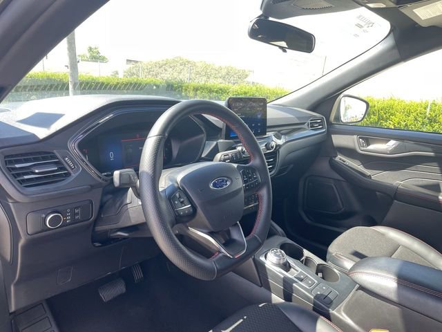 Used 2025 Ford Escape ST-Line FWD image 10