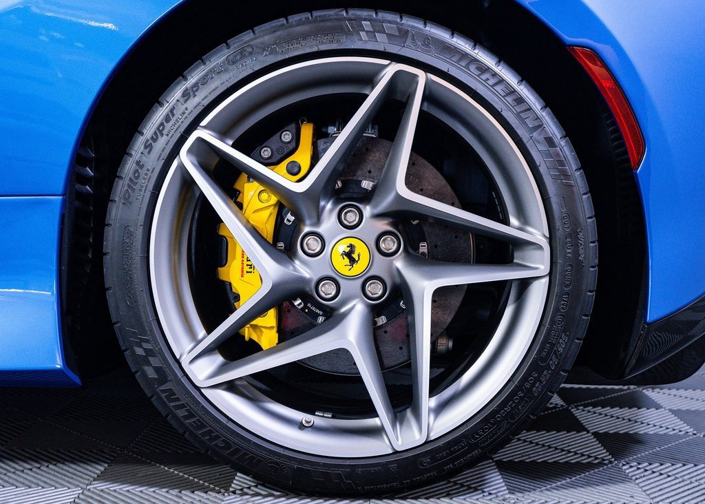 Certified 2022 Ferrari F8 Tributo image 6